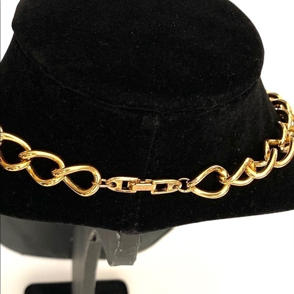 Napier Vintage Necklace Gold Tone Black Enamel - Picture 7 of 8